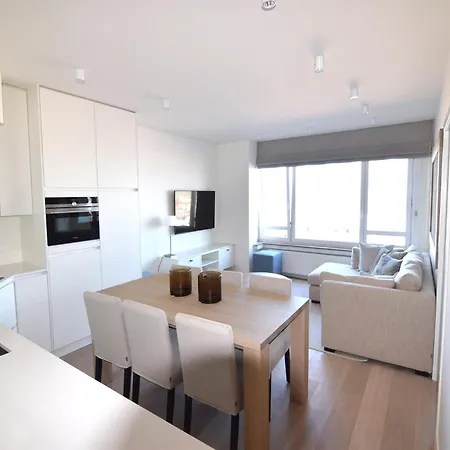 아파트 Located Next To The Casino