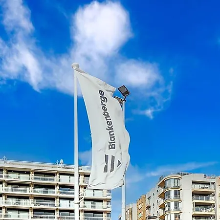 Apartament Located Next To The Casino